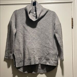 Kinross Cashmere Gray 💯Cashmere Turtleneck Slightly Rounded High Low Sweater